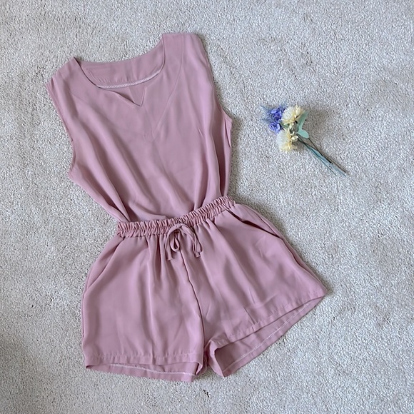 2 FOR $25 - NWOT Mauve Two Piece Tank Top and Shorts Set - Picture 1 of 8